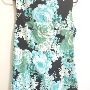 Connected apparel dress, knees length, size 10, multi colors